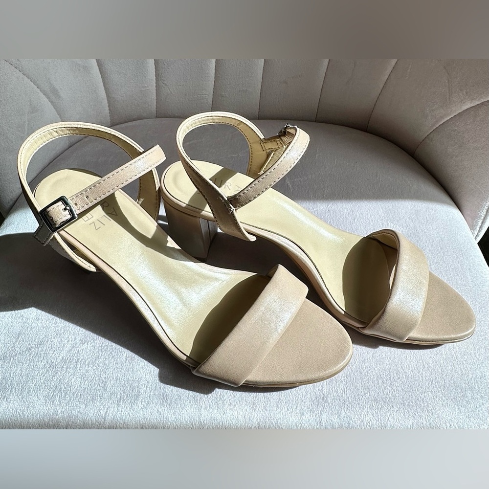 Naturalizer Bristol Dress Sandals Beige - Picture 3 of 4